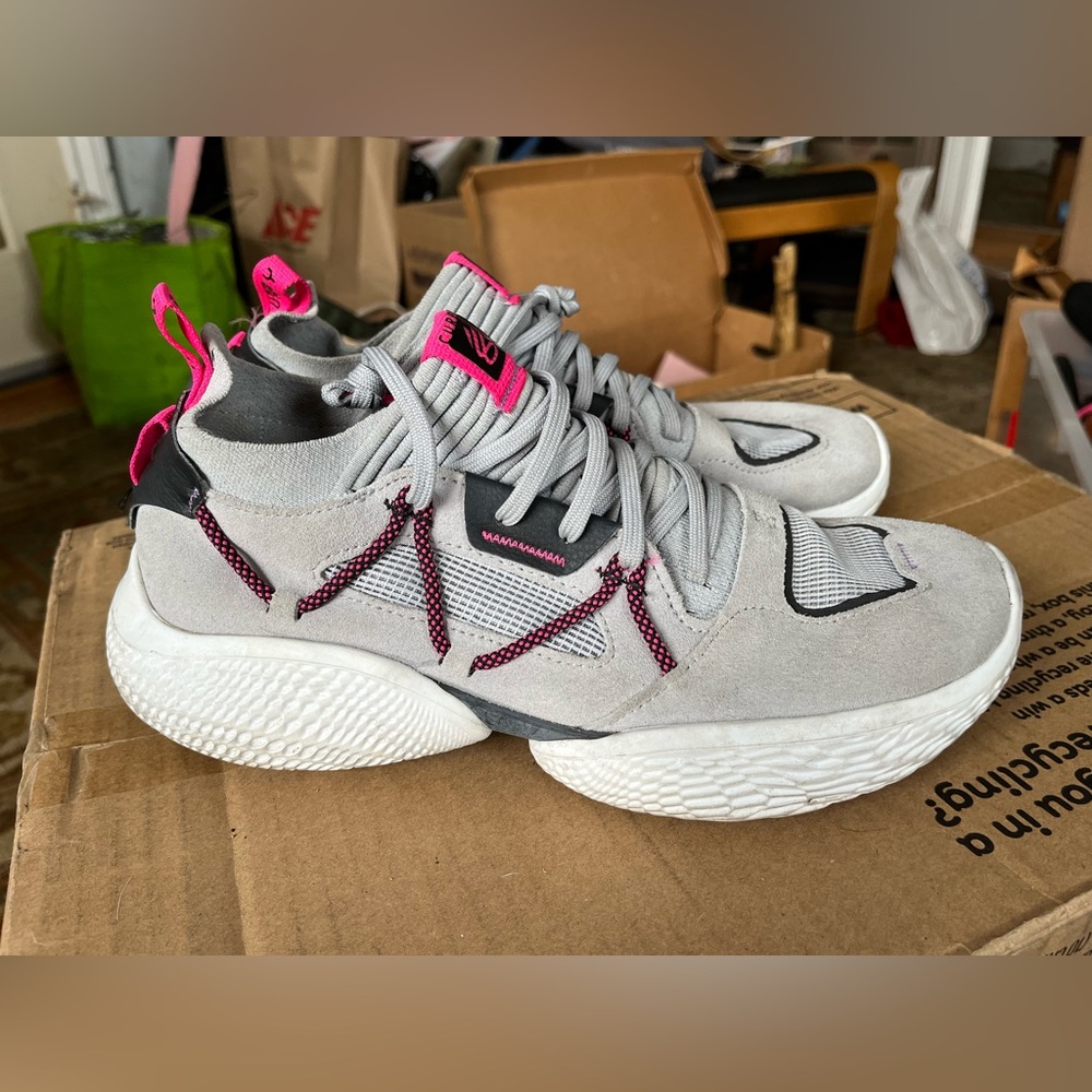 Curry Flow cozy Under Armor gray sneakers size 10